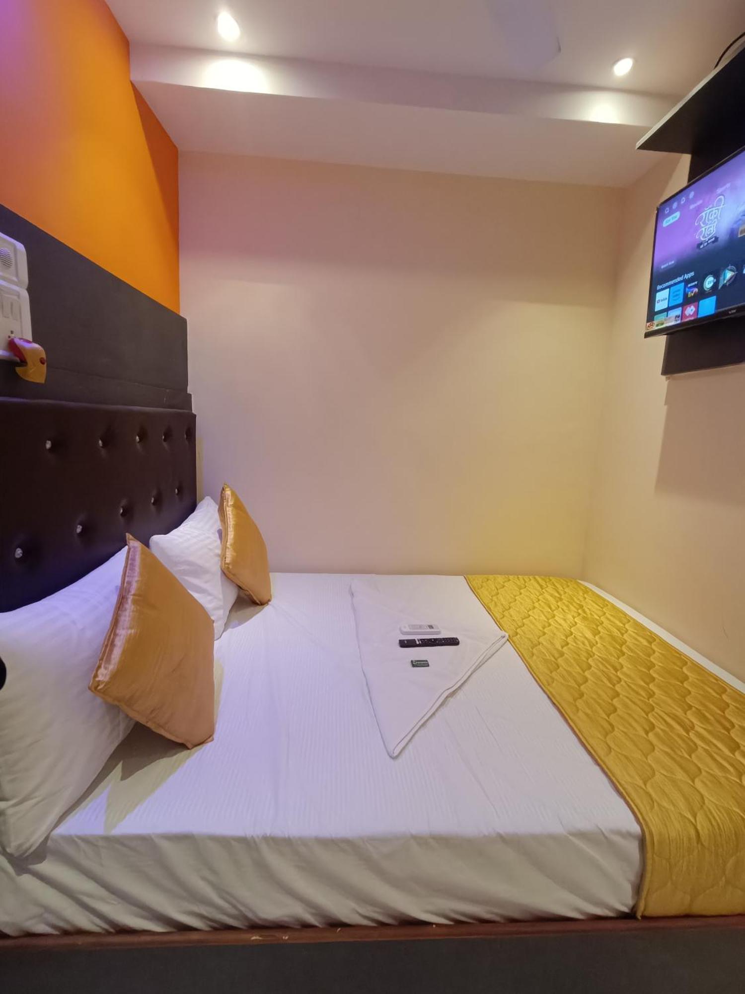 Hotel Powai Residency Мумбай Екстериор снимка