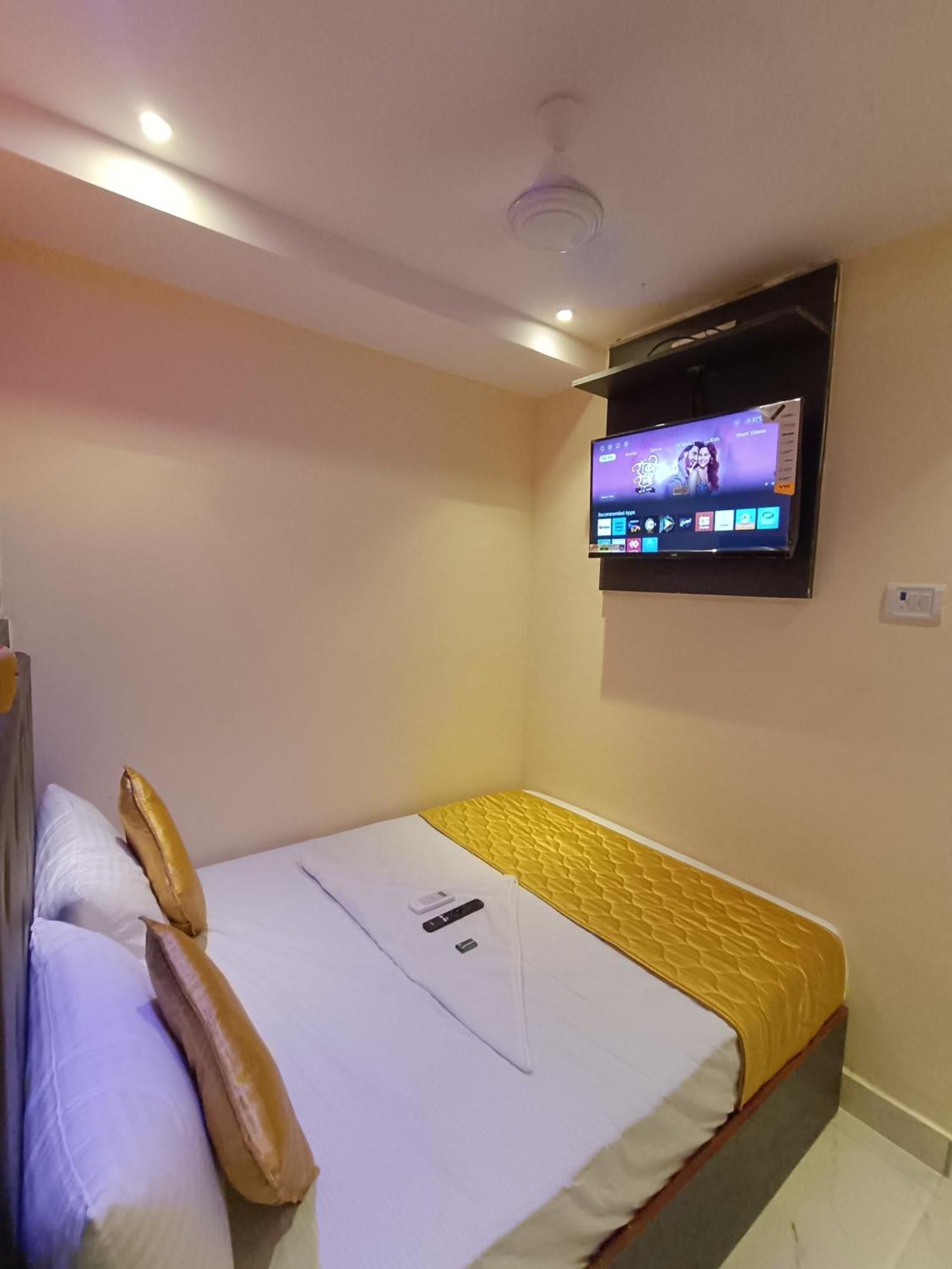 Hotel Powai Residency Мумбай Екстериор снимка